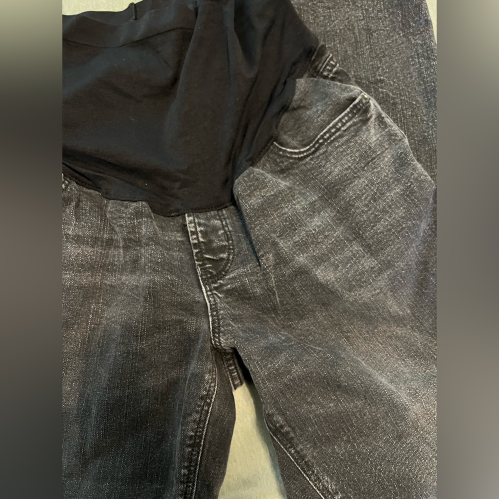 Old Navy full panel maternity boyfriend jeans size 10 long